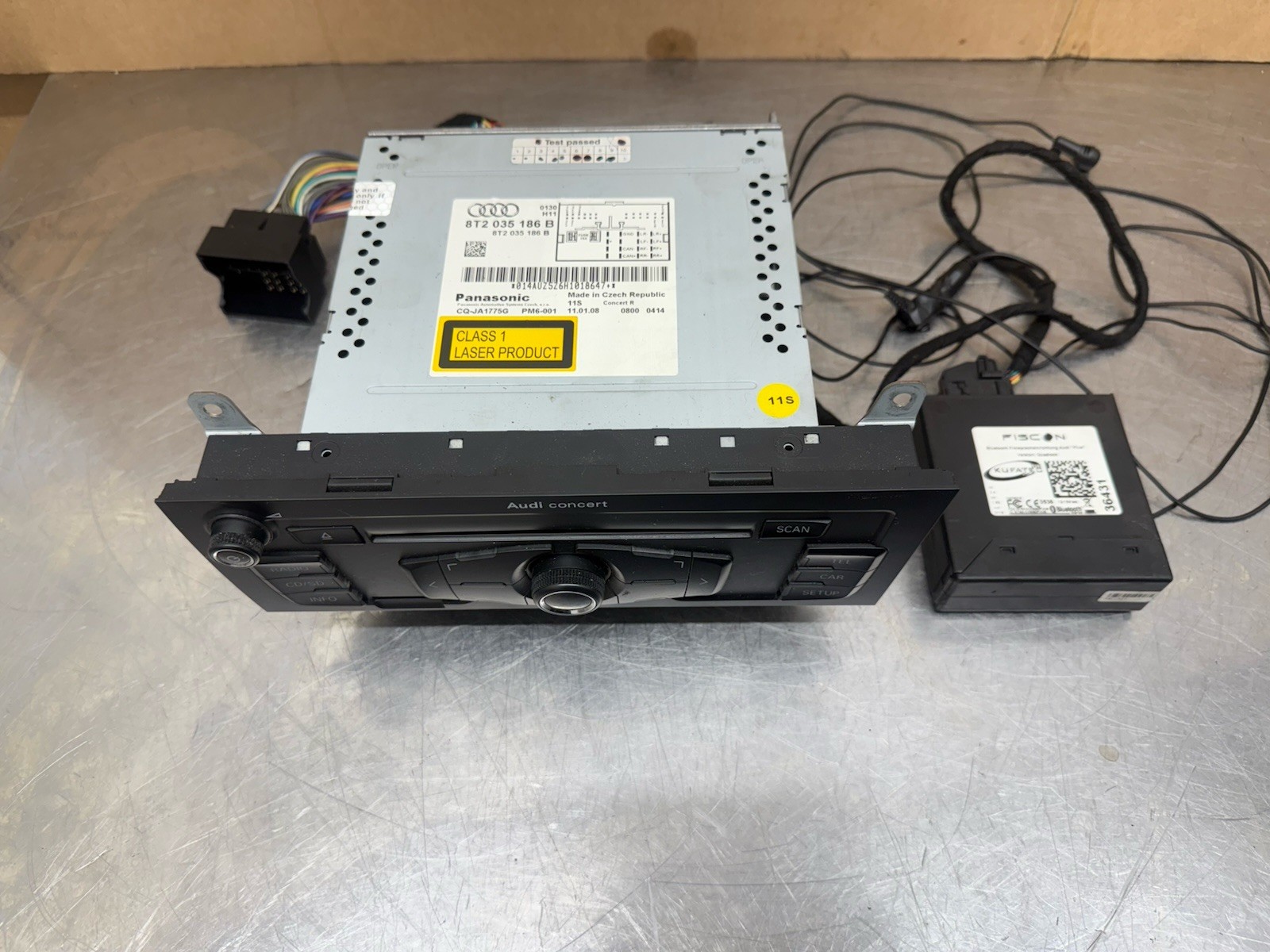 Audi A5 B8 Radio CD Player Head Unit With Hands Free 8T2035186B 2008