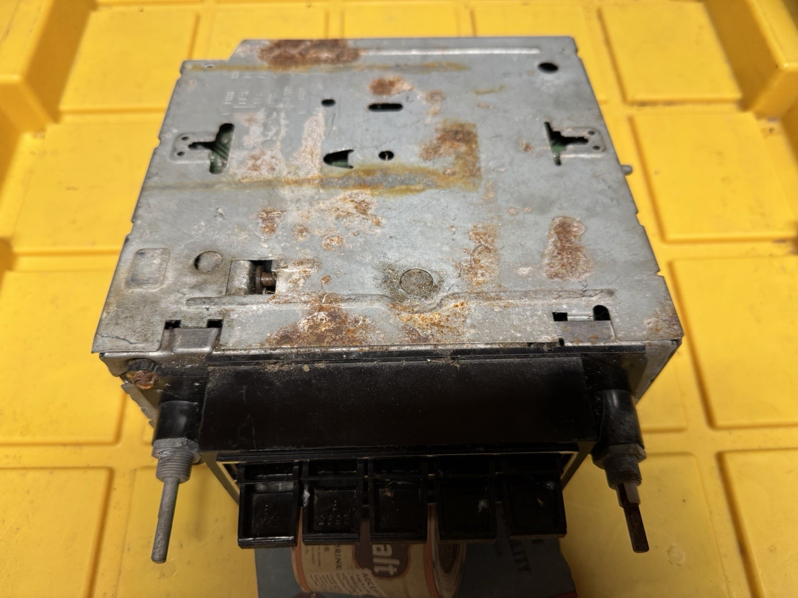78-82 GM CHEVY AC DELCO AM RADIO Stereo PUSHBUTTON UNTESTED OEM
