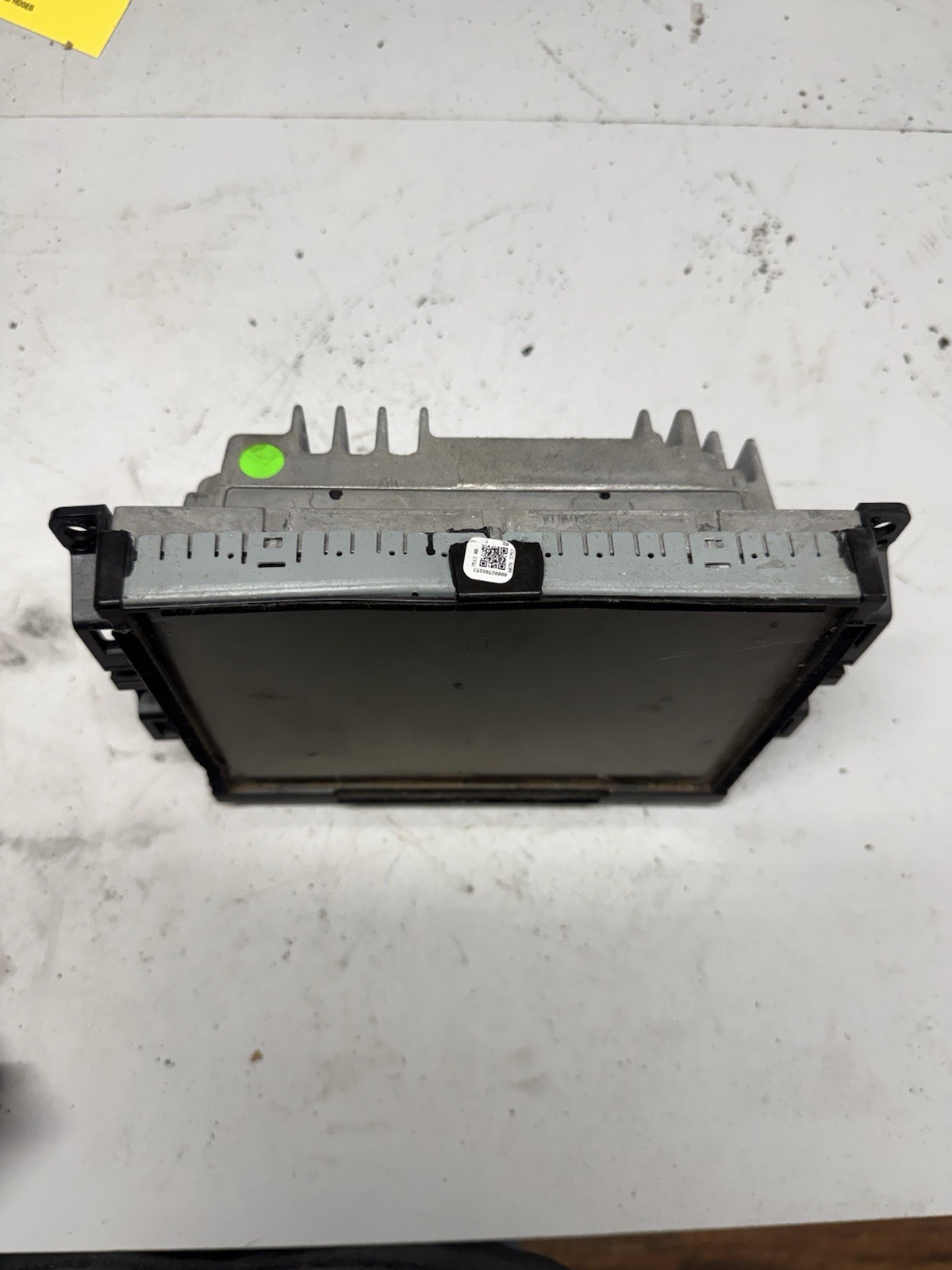 UConnect Radio 8.4″ VP4 3C Nav Display and Receiver 2016 Ram 2500 68258671AH
