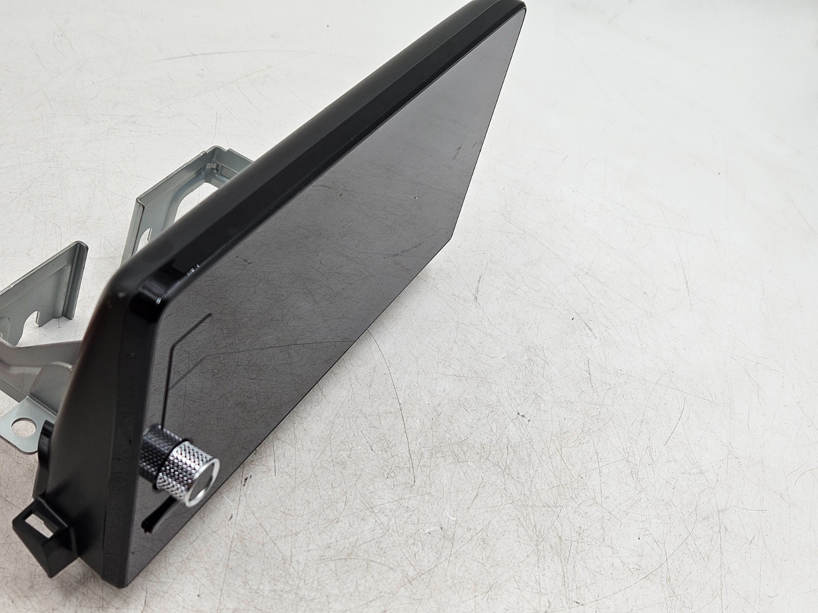 2023–2025 Honda CR-V Touring 9″ Radio Display Screen 8A7003A0A01 OEM Scratches