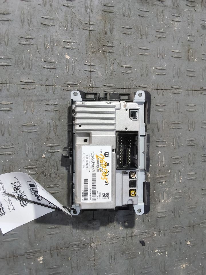 2015-2016 Dodge Ram 1500 3.0″ Radio Screen and Receiver w/Bluetooth