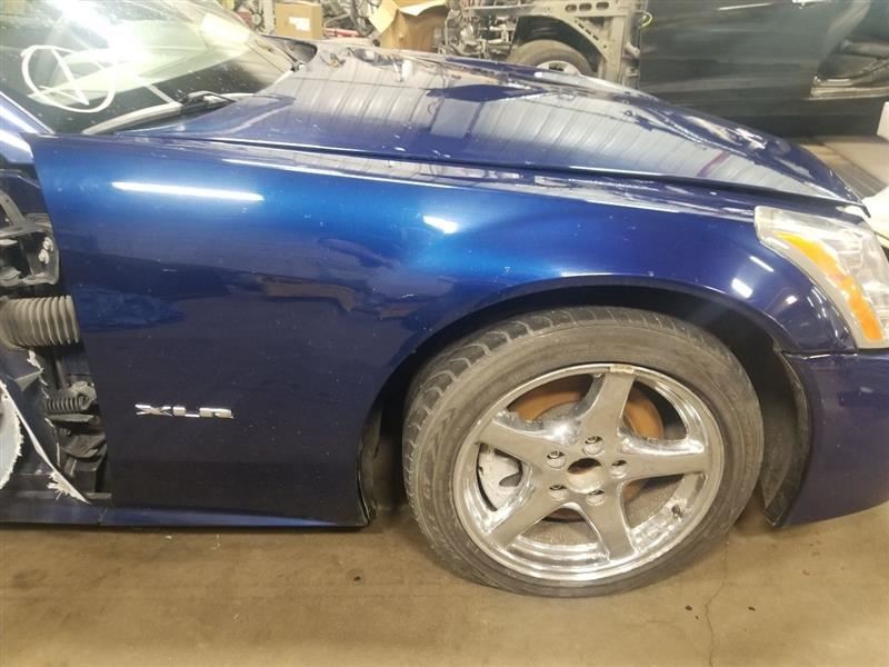 Audio Equipment Radio Am-fm-stereo-cassette-cd Player Fits 04-09 XLR 1005778