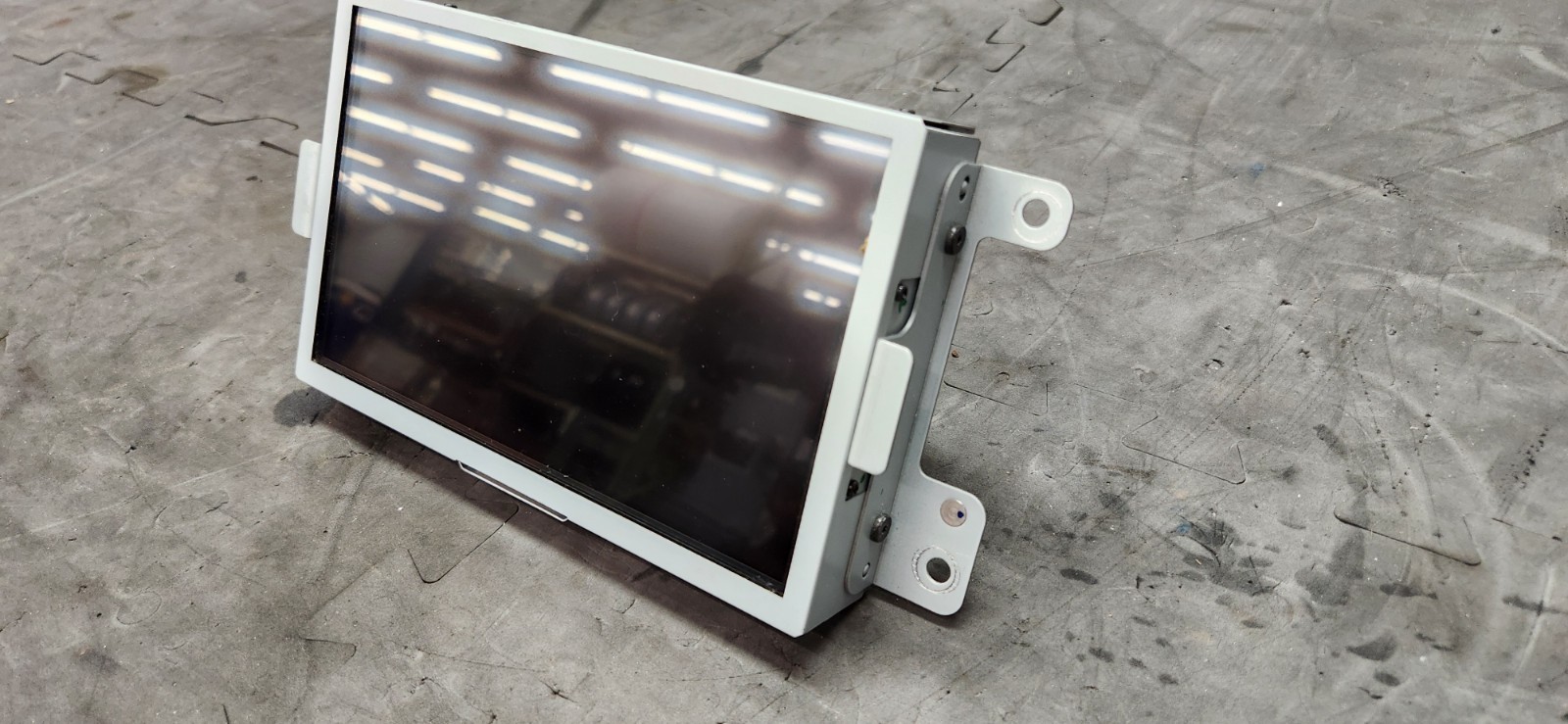 2018- Ford Mustang GT Sync 3 Unit Display Screen KR3T18B955SA – OEM