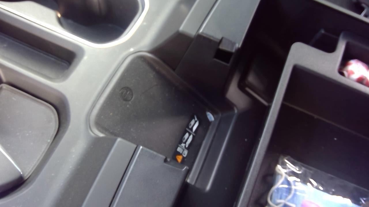 Info-GPS-TV Screen 13.4″ Display Fits 22-24 SILVERADO 1500 PICKUP 1171780