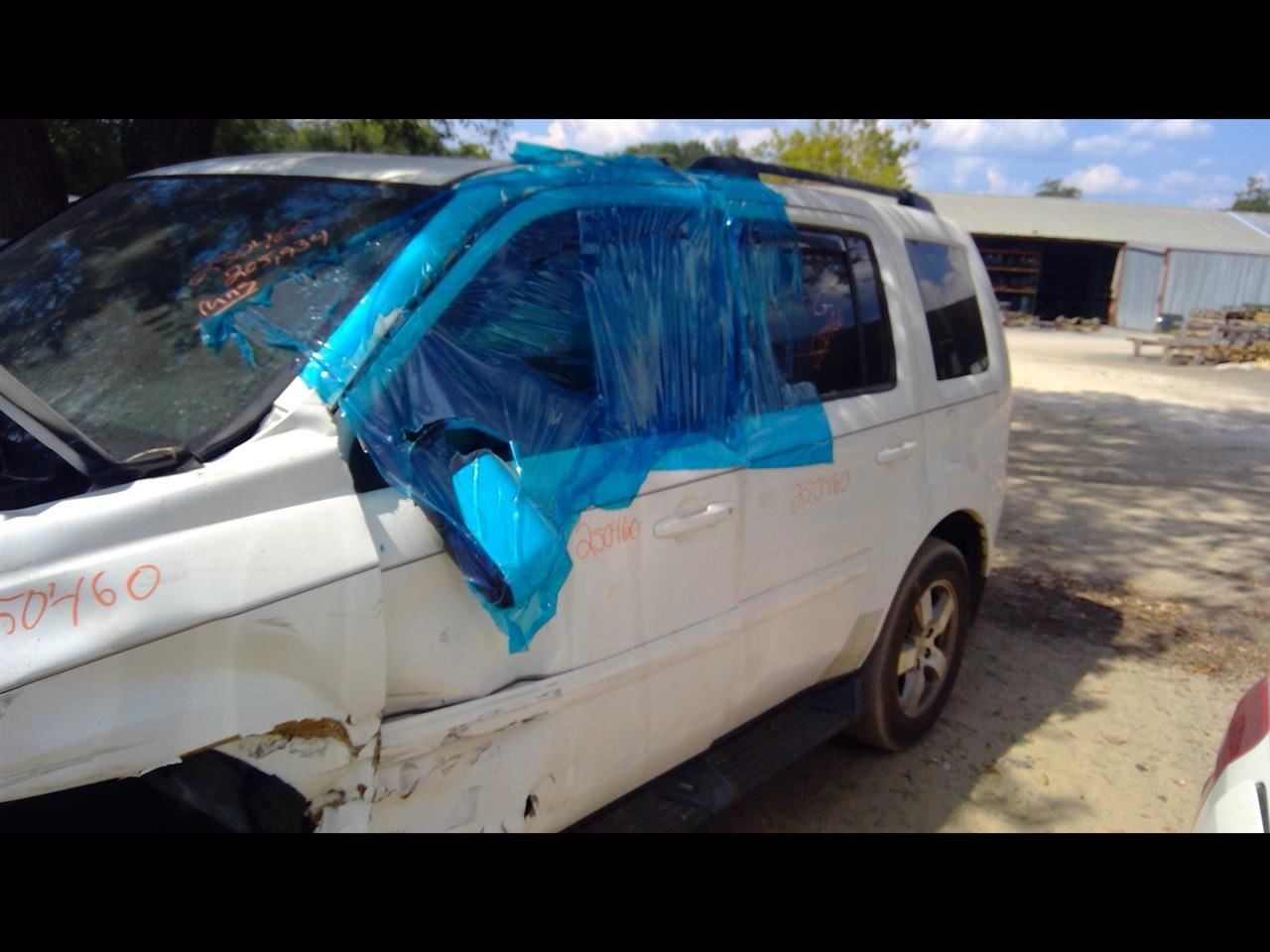 Camera/Projector Rear View Camera Gate Mounted Fits 09-15 PILOT 1170797