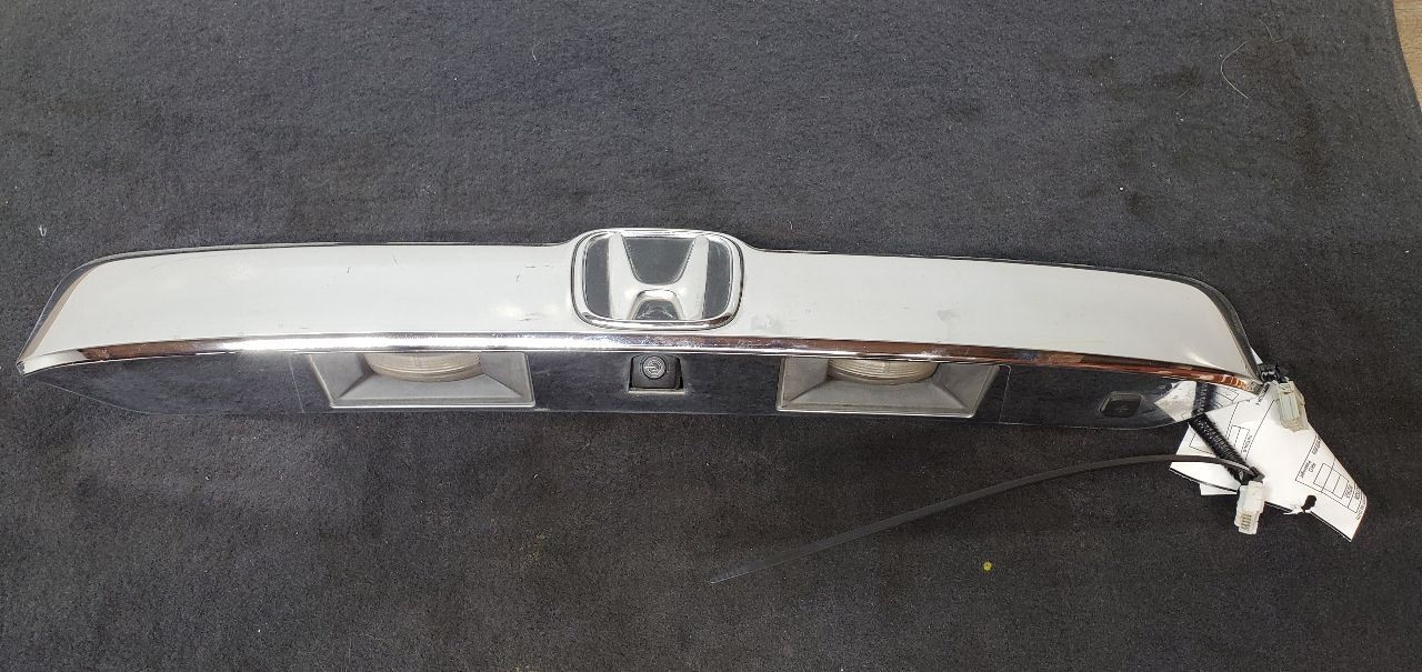 Camera/Projector Rear View Camera Gate Mounted Fits 09-15 PILOT 1170797